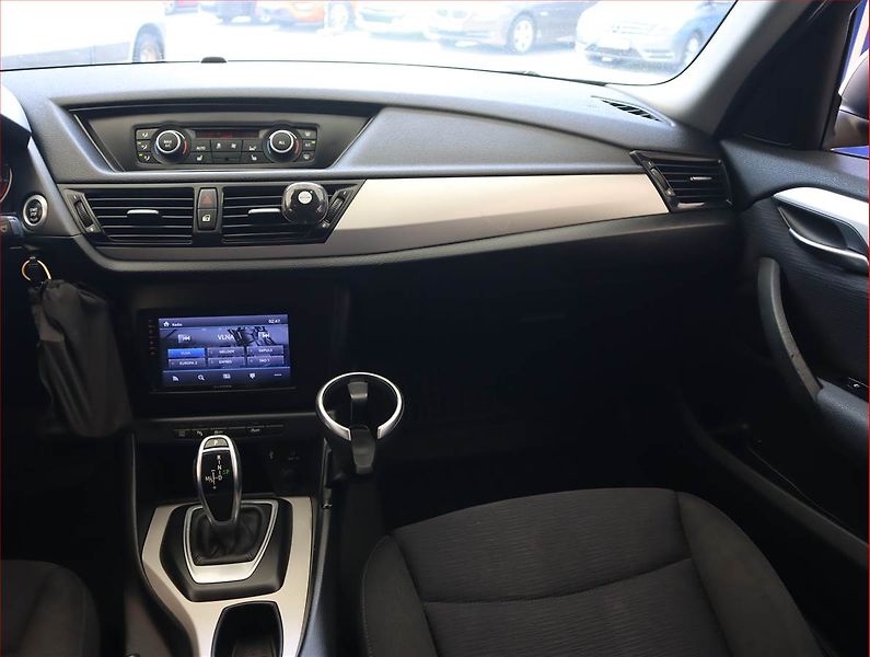 BMW X1 (2013) sDrive18d, Automat - fotka 8 z 16