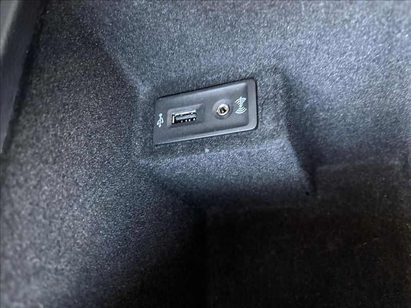 Volkswagen Passat 2,0 TDI 140kW DSG Comfortline - fotka 41 z 41
