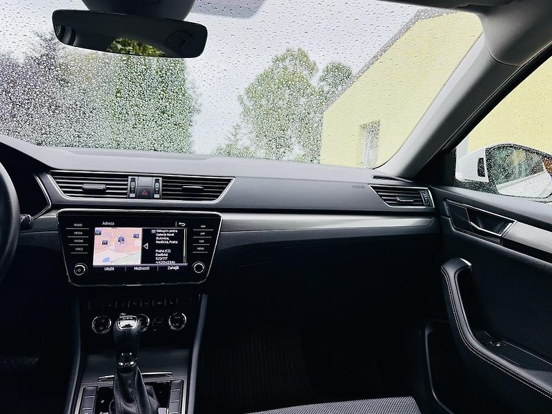 Škoda Superb (2020) 2.0TDi 140kW STYLE 4x4 DSG ČR - fotka 7 z 20
