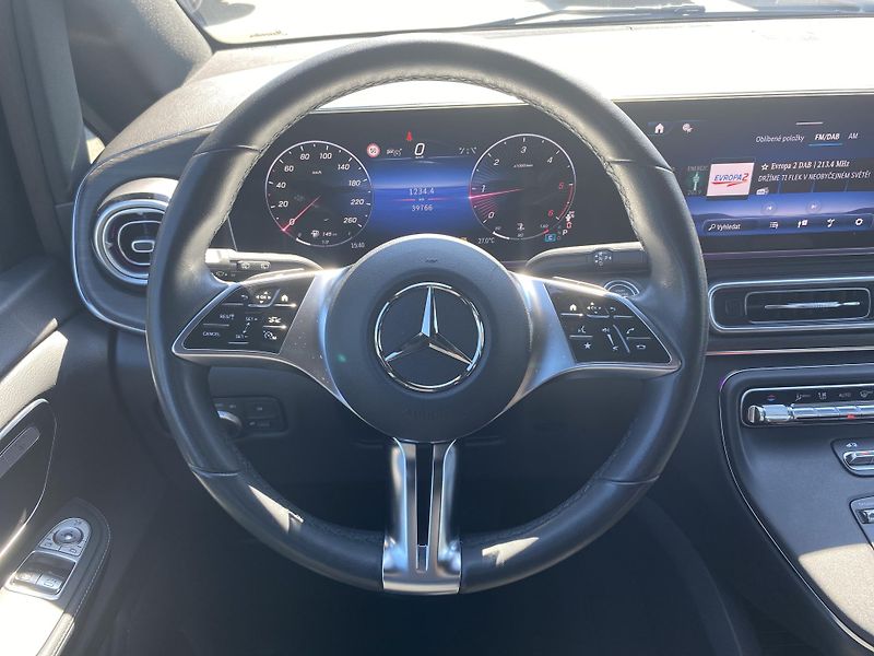 Mercedes-Benz Třídy V V 250d AVANTGARDE XL 4M - fotka 12 z 28