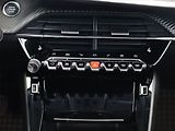 Peugeot 2008 (2021) Allure 1.2 PureTech, Tempomat - náhled 10