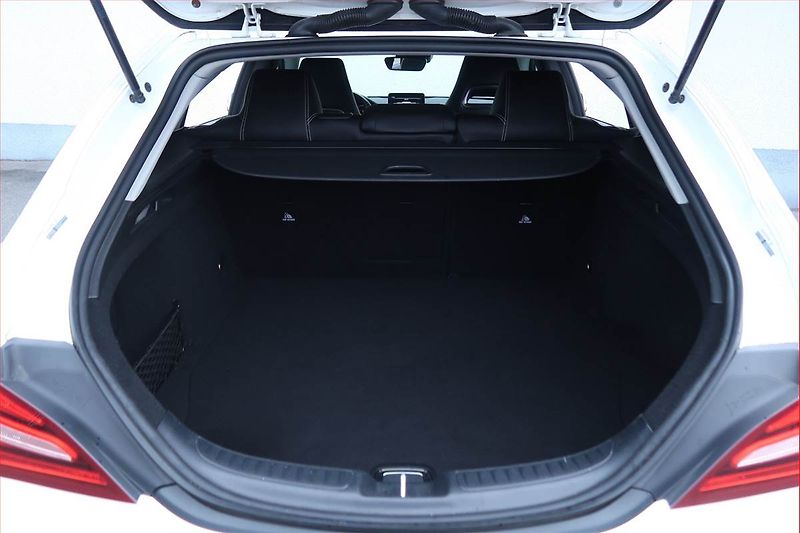 Mercedes-Benz CLA (2018) AMG Paket 200 CDI, Automat - fotka 13 z 22