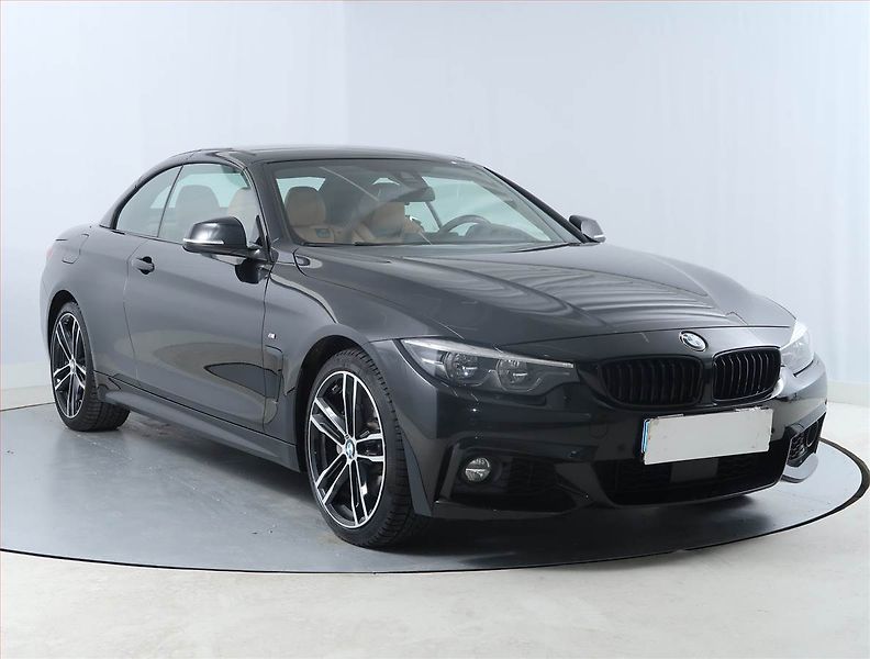 BMW Řada 4 (2020) 440i xDrive - fotka 21 z 22