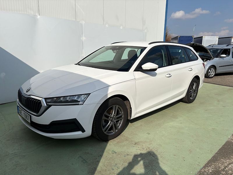 Škoda Octavia 1.5 TSI 110kW Combi, DPH - fotka 3 z 17