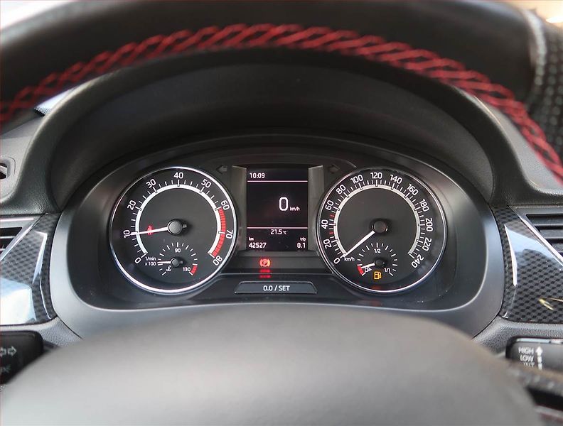 Škoda Rapid (2018) Monte Carlo 1.0 TSI - fotka 11 z 17