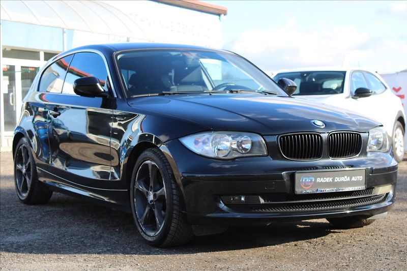 BMW Řada 1 2,0 118d  KLIMATIZACE - fotka 3 z 28
