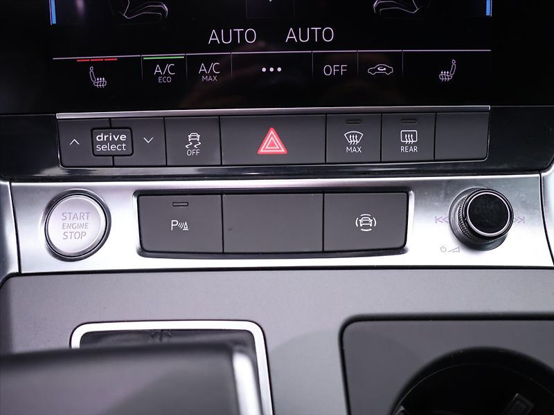 Audi A6 2,0 45 TFSI 180kW S tronic DPH - fotka 23 z 32
