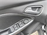 Ford Focus 2.0TDCI103KW,MAX VÝBAVA,KRÁSNÝ - náhled 22