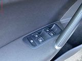 Volkswagen Golf (2017) 1.0 TSi, Sound, navi - náhled 13