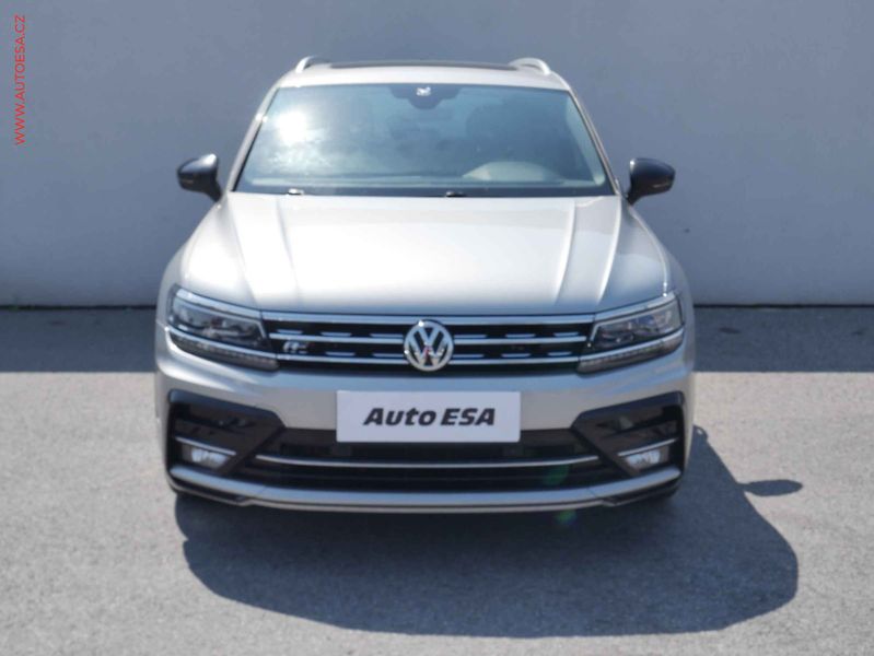 Volkswagen Tiguan (2019) 2.0TDi, 1.maj,ČR, R-Line - fotka 2 z 15