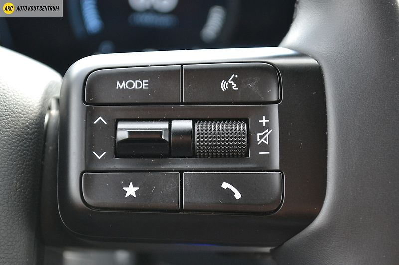 Hyundai Santa Fe 1.6T-GDI HEV 4WD CALLIGRAPHY 7 - fotka 69 z 95