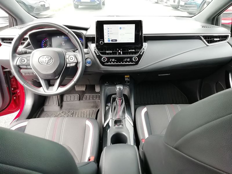 Toyota Corolla GR-Sport TS 2,0 HEV e-CVT - fotka 8 z 21
