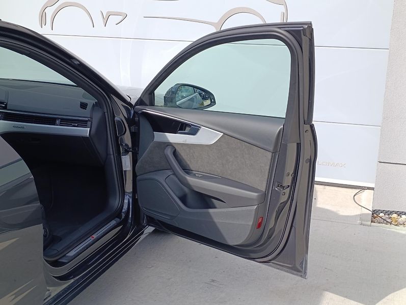Audi A4 AVANT 40TDI QUATTRO S-LINE DPH - fotka 33 z 35