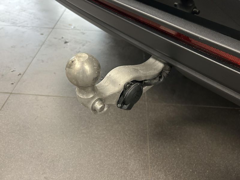 Volkswagen Touareg (2024) 3.0TDi 210kW ELEG/NV/Panor/TZ - fotka 37 z 43