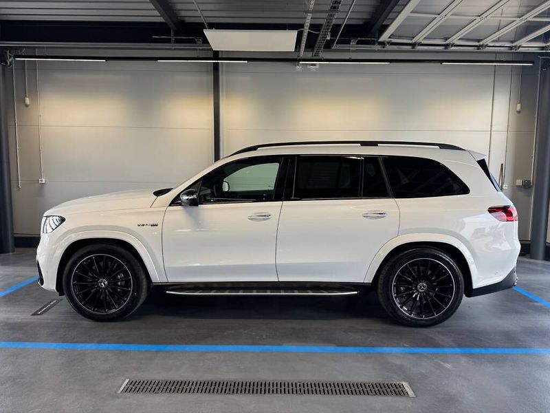 Mercedes-Benz GLS (2026) 63 S 4MATIC+ - fotka 3 z 10