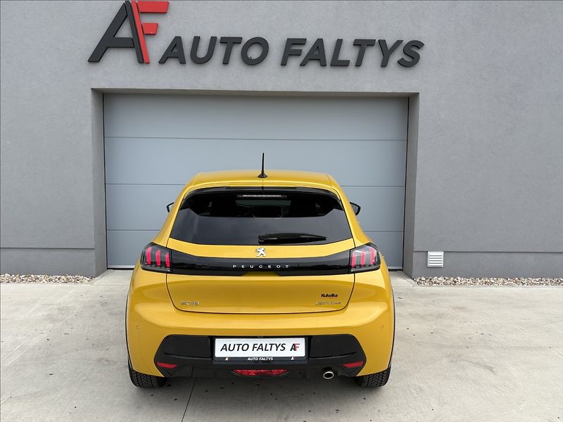 Peugeot 208 1,2 Pure Tech GT Line - fotka 6 z 26
