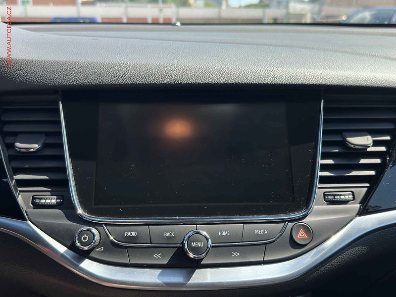 Opel Astra (2019) 1.6CDTi, Navi, bixenon - fotka 13 z 18