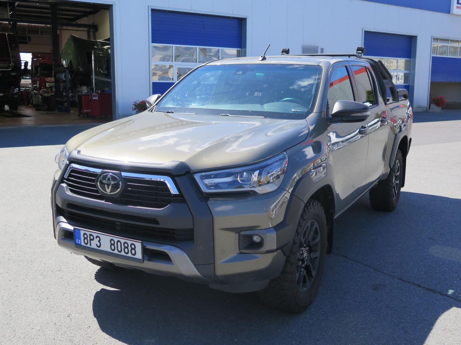 Toyota Hilux INVINCIBLE Aut.