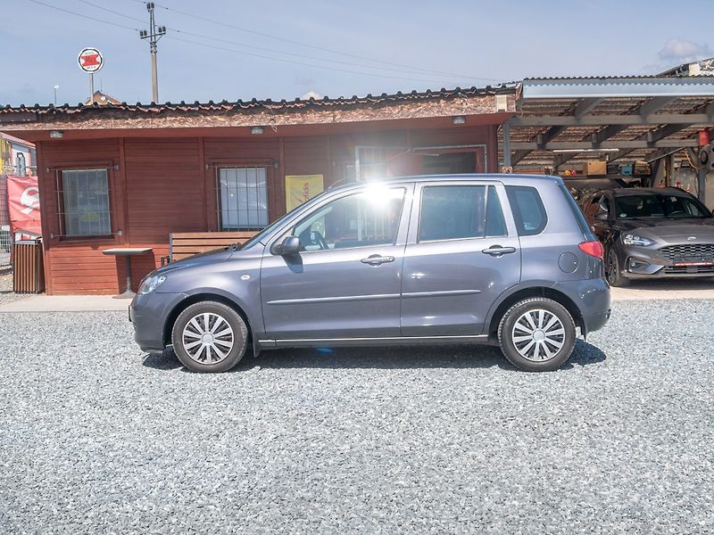Mazda 2 (2005) 1.25i 55KW – KLIMA - fotka 8 z 30