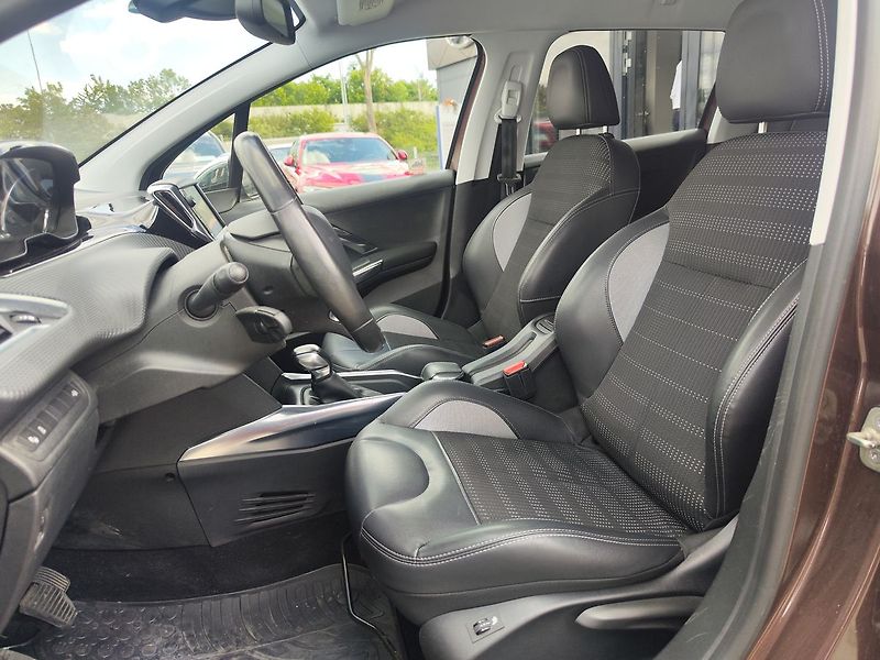 Peugeot 2008 1.6 VTi/88kW Allure tažné ČR - fotka 13 z 32