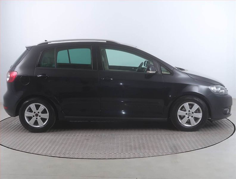 Volkswagen Golf Plus (2009) Comfortline 1.6 TDI, Tempomat - fotka 6 z 14