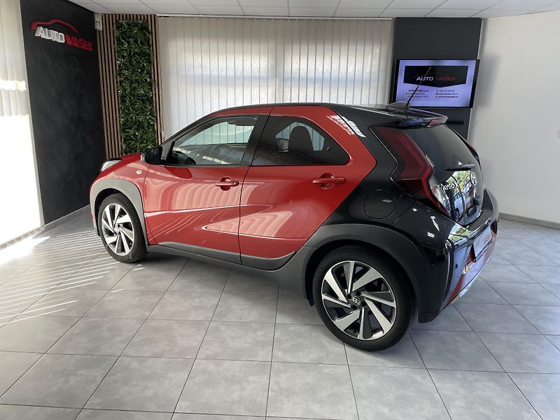 Toyota Aygo X AUTOMAT ČR REZERVACE  - fotka 7 z 27