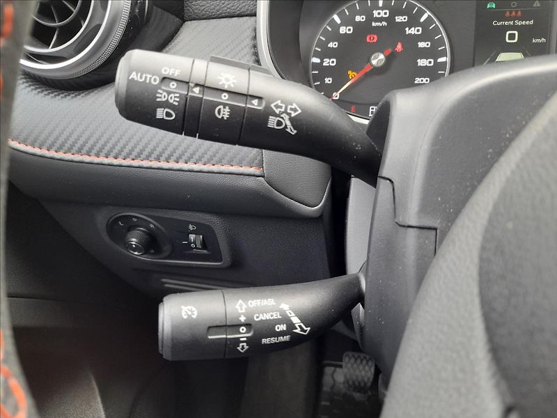 MG ZS 1,5 DVVT Essential - fotka 15 z 21