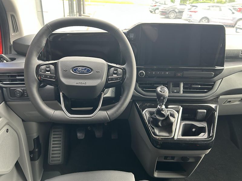 Ford Tourneo Custom Titanium L1 2.0 EcoBlue 110 kW - fotka 14 z 36