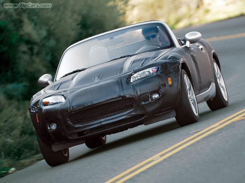 První oficiální snímek nové Mazdy MX-5