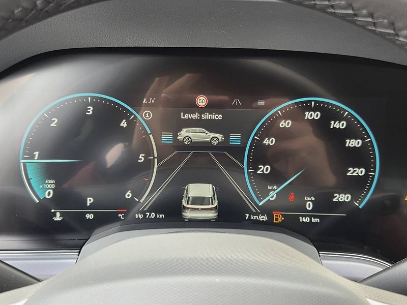 Volkswagen Touareg (2026) Final Edition R-Line 3.0 TDI 2 - fotka 37 z 57