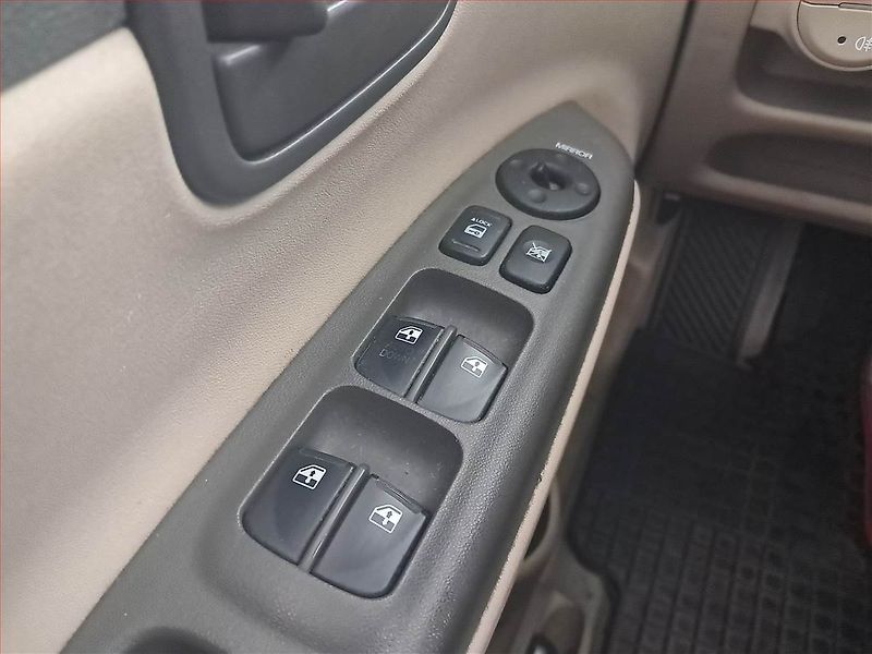 Hyundai Accent (2009) 1.5 CRDi, nová STK - fotka 14 z 14