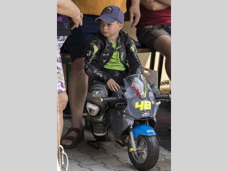 První červencová sobota byla v Rychtářově ve znamení mopedů. Moped rallye ho ovládla s čtyřiadvacátým ročníkem.