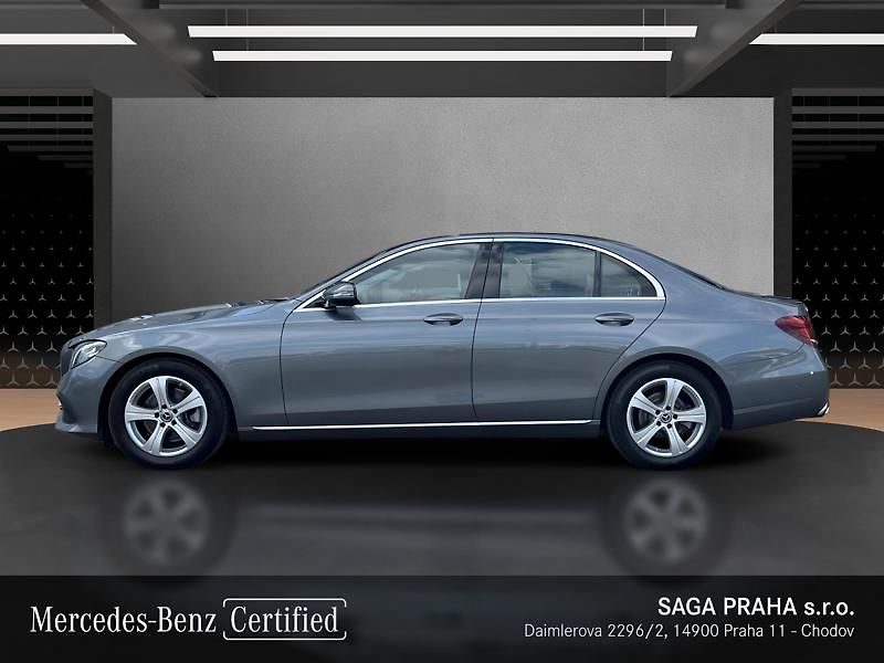 Mercedes-Benz Třídy E E-Třída 250 - fotka 6 z 23
