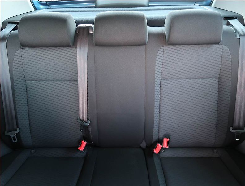 Škoda Fabia (2013) 1.2 12V, po STK, slušný stav - fotka 10 z 15
