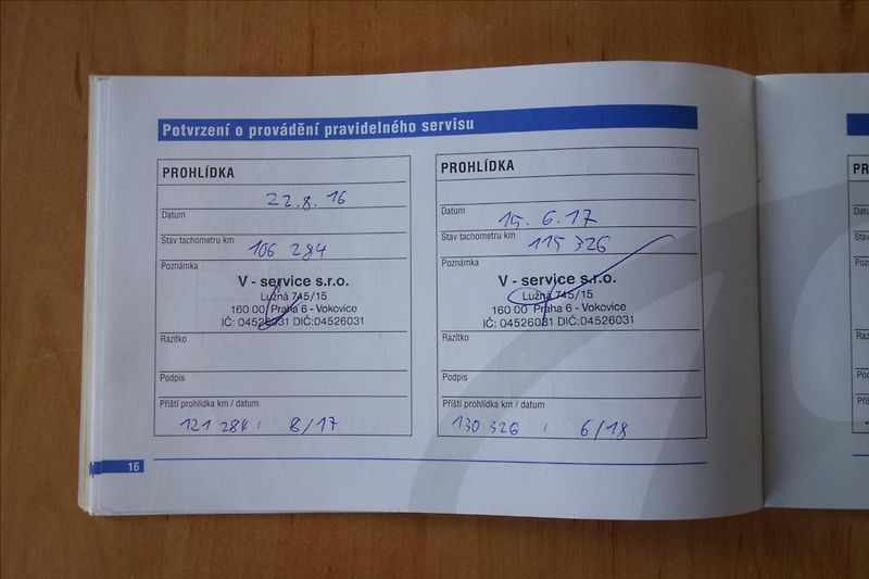 Hyundai i30 1,4 i, ČR, SERV.KN., COMFORT. - fotka 33 z 34