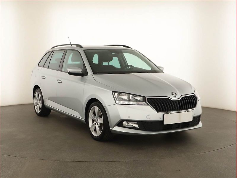 Škoda Fabia (2022) 1.0 TSI, Automat, Tempomat - fotografie inzerátu