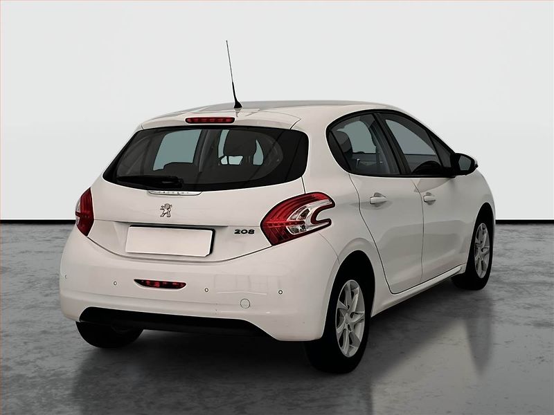 Peugeot 208 (2015) 1.2 PureTech, ČR,1.maj - fotka 5 z 15