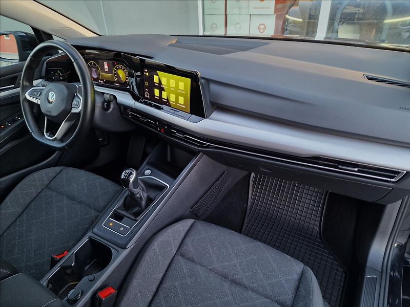 Volkswagen Golf 2.0TDI 110kW Life,ČR,1.Maj. - fotka 13 z 50