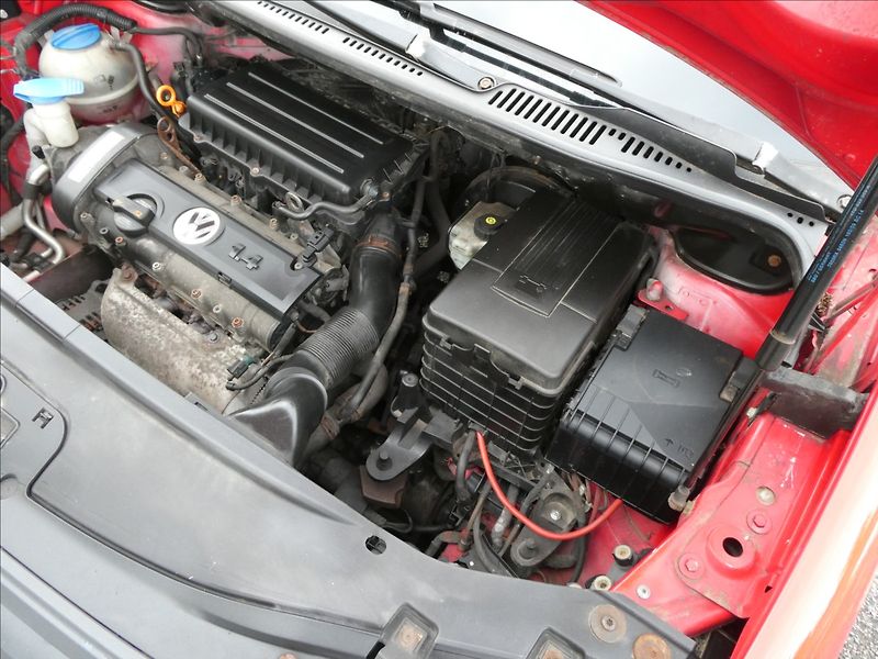 Volkswagen Caddy 1,4 i 59kW závěs, LIFE - fotka 32 z 35