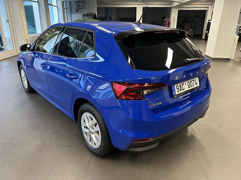 Škoda Fabia (2022) 1.0TSi DSG Style LED SmartLink - fotka 3 z 28