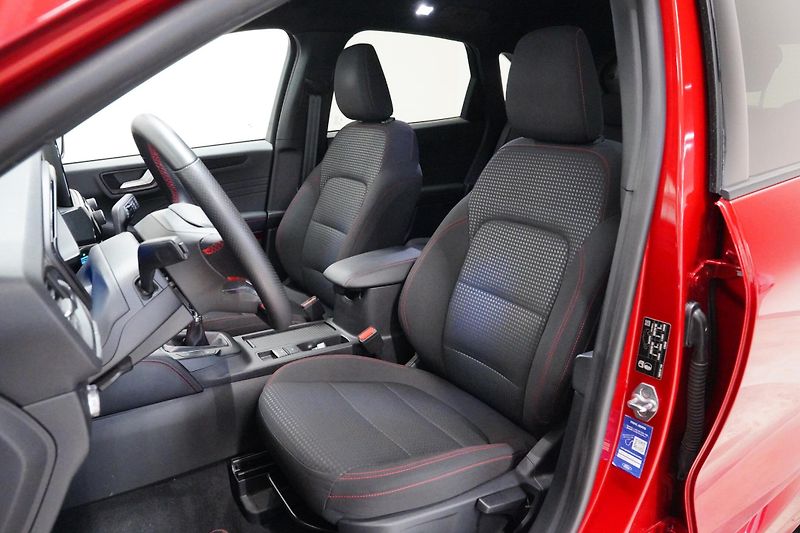 Ford Kuga - fotka 11 z 28