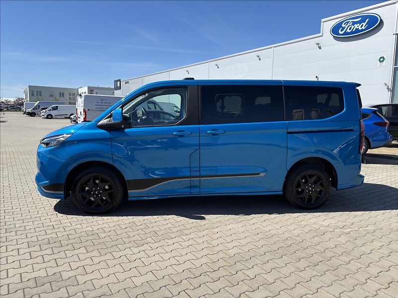 Ford Tourneo Custom 2,5 PHEV Sport 171kW - fotka 2 z 35