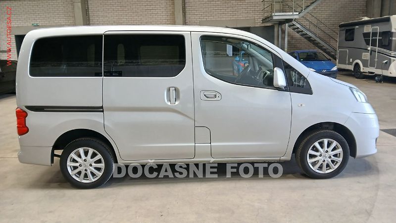 Nissan NV200 (2016) 1.5dCi EVALIA, Navi, kamera - fotka 5 z 16