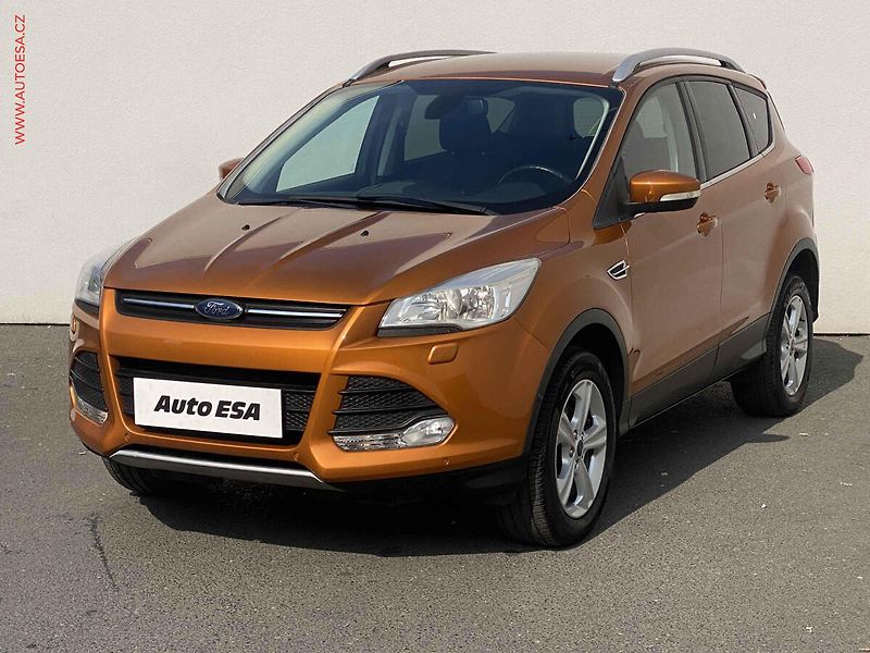 Ford Kuga (2015) 1.5 EB, Trend, navi, +kola - fotka 3 z 18