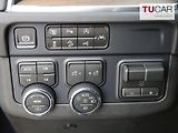 Chevrolet Suburban 6,2 V8 High Country - náhled 24