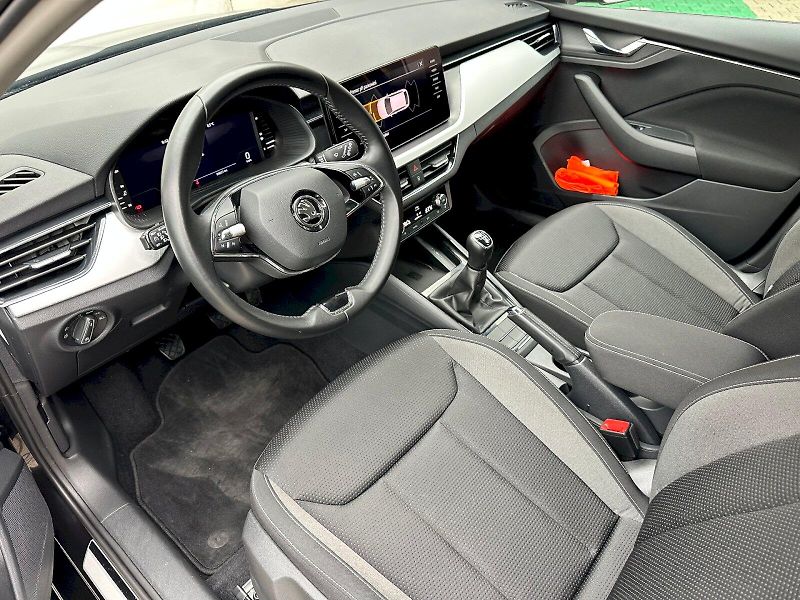 Škoda Scala (2022) 1.0 TSI 81kW Tour - fotka 6 z 25