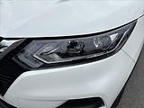 Nissan Qashqai 1,3 DIG-T Acenta VÝHŘEV KAMERA - náhled 31