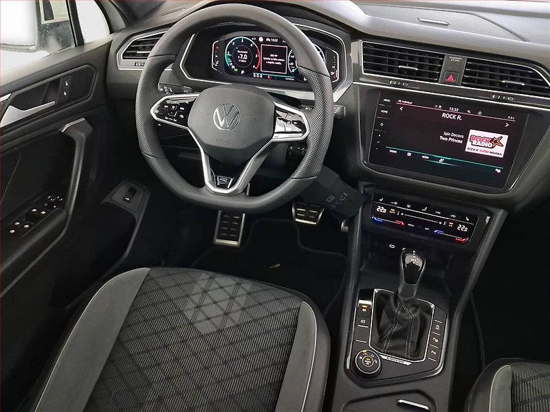 Volkswagen Tiguan Allspace (2022) R-Line 2.0 TDI - fotka 7 z 25