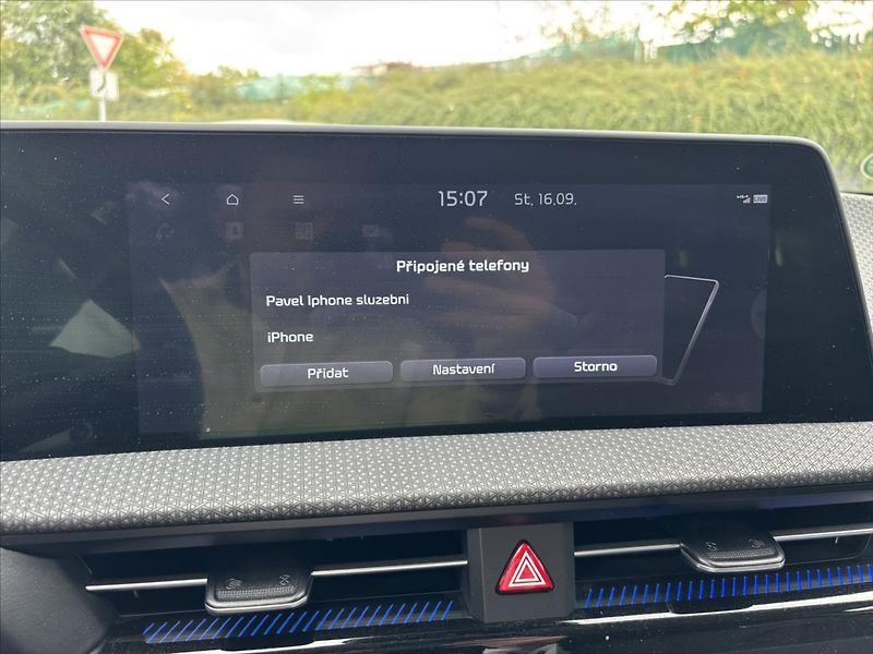 Kia EV6 0,0 168kW Earth ZÁRUKA SoH 98% - fotka 28 z 48