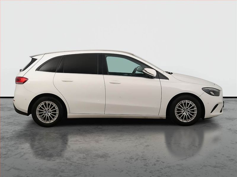 Mercedes-Benz Třídy B (2020) B 180, Automat, Kůže, Navi - fotka 6 z 14